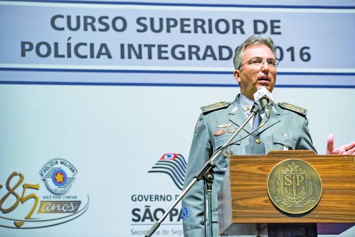 Ricardo Gambaroni - Polícias formam delegados e oficiais em SP