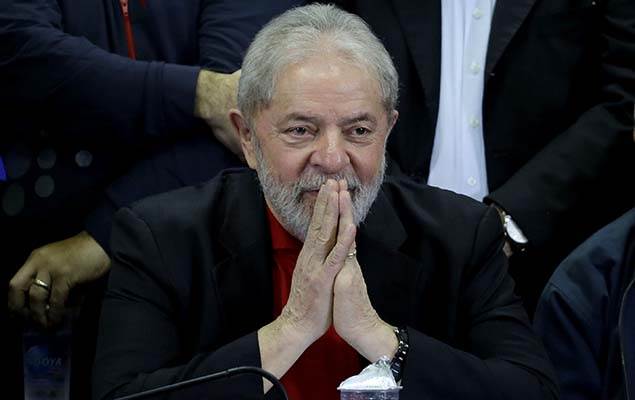 Lula fala à imprensa após condenação na Lava Jato