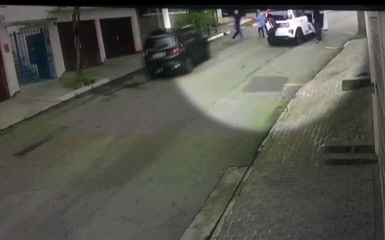 Homem é baleado na cabeça na frente do filho em assalto na zona sul de São Paulo