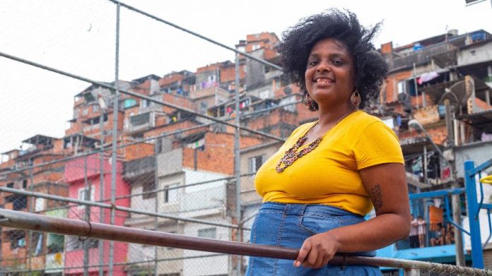 elaine-mineiro-candidata-a-vereadora-pelo-quilombo-periferico-pelo-psol-1603411611320_v2_900x506